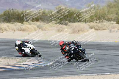 media/Dec-07-2025-CVMA (Sun) [[3e7d2de5dc]]/Race 8-Middleweight Shootout/